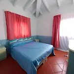 Вилла Del Tramonto - Piscina Privata Стинтино